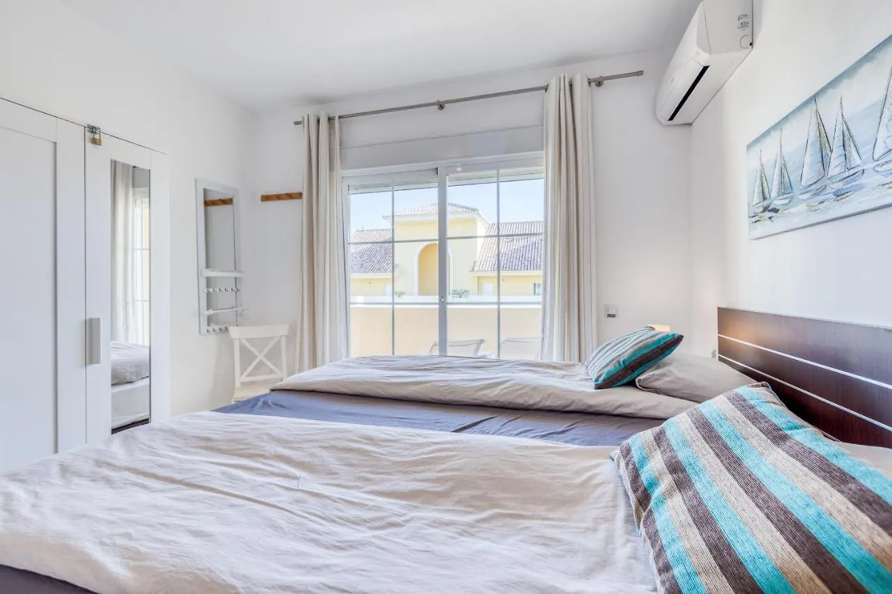 Apartment Hanami Puerto Alto 4-9 Estepona Spain